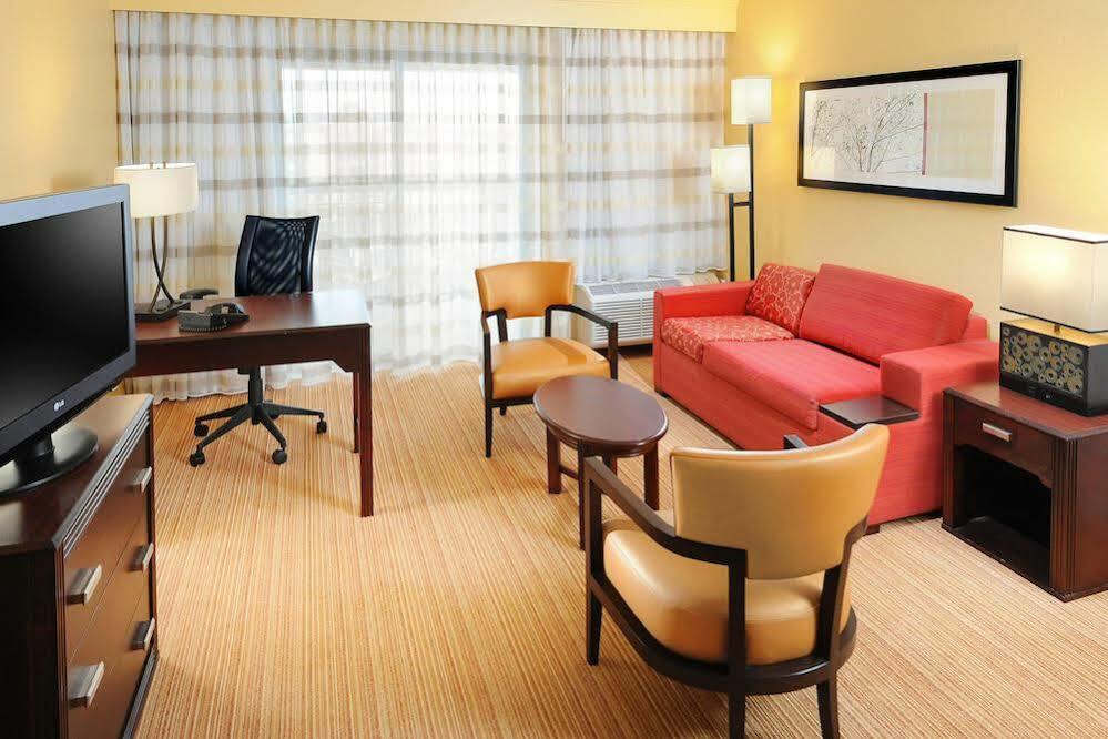 Courtyard By Marriott Oklahoma City Northwest Exterior foto