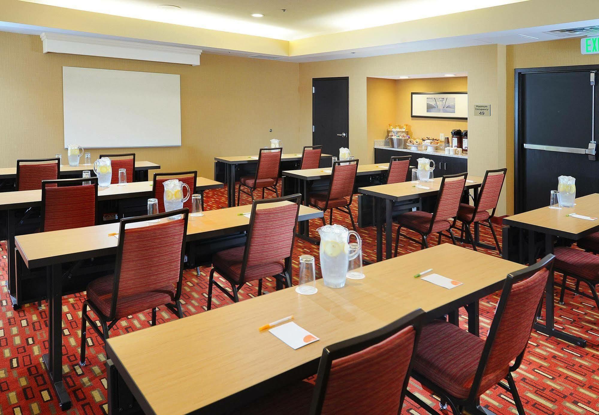 Courtyard By Marriott Oklahoma City Northwest Exterior foto