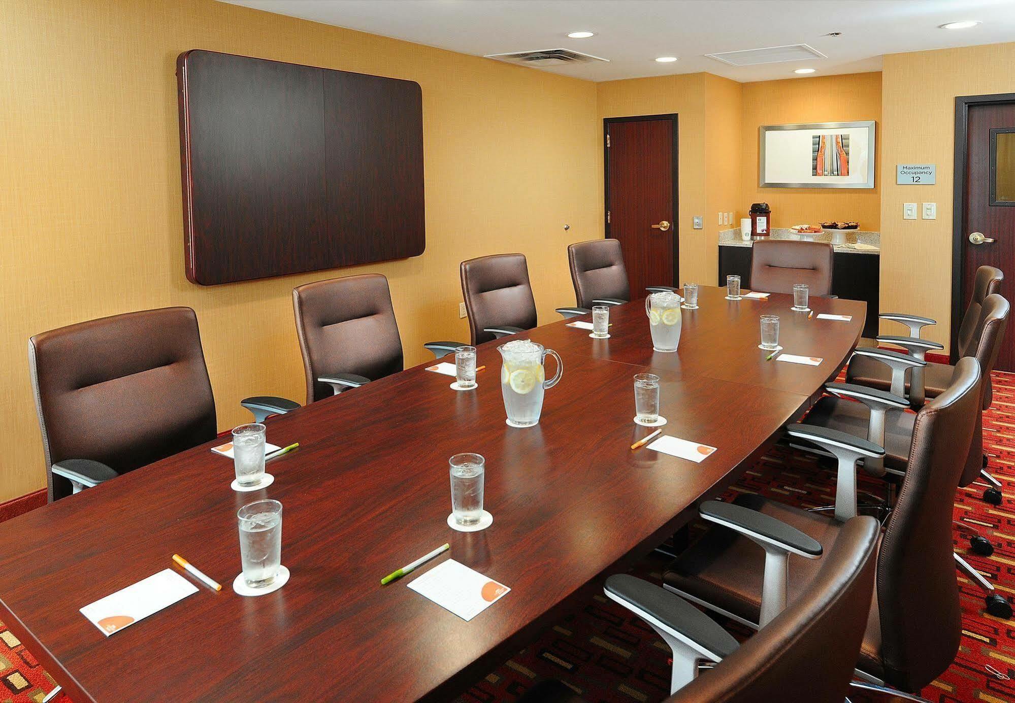 Courtyard By Marriott Oklahoma City Northwest Exterior foto